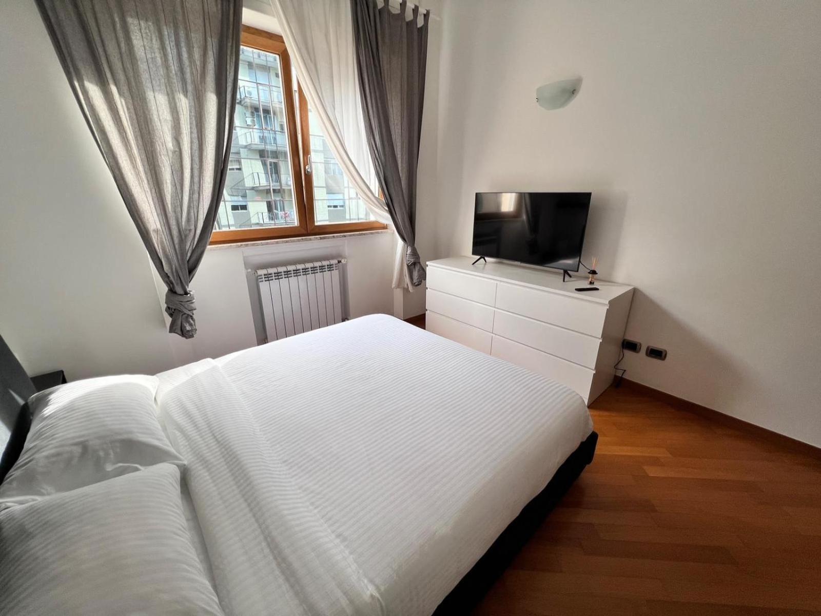 Best Stay - Bari Centrale Exteriör bild